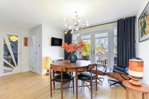 Dining Area (1)