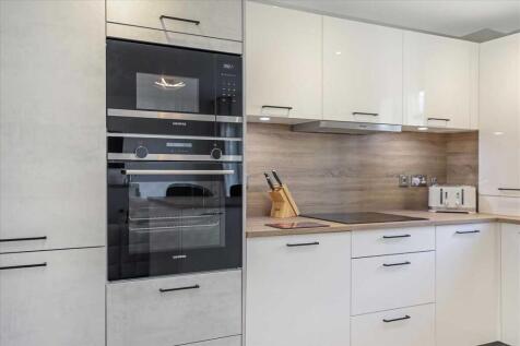 Breakfasting Kitchen