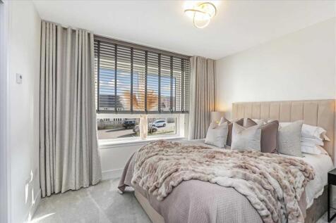 Bedroom One (1)