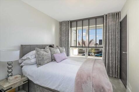 Bedroom Two (2)
