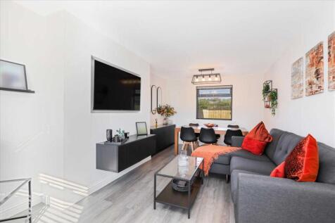 Lounge Dining (2)