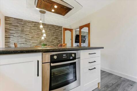 Kitchen Dining (2)