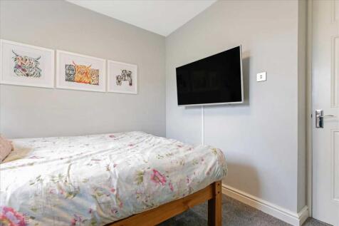 Bedroom Two (2)