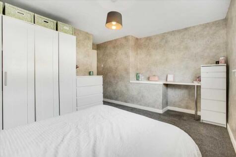Bedroom One (2)