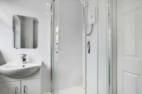 Shower Room (2)