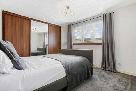 Bedroom One (1)