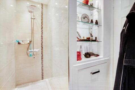 En-Suite (2)