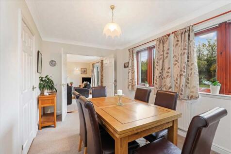 Dining Room (2)