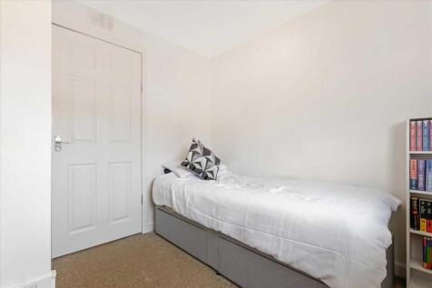 Bedroom Three (2)