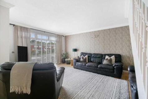 Lounge Area (1)