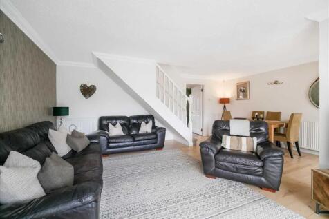 Lounge Area (1)