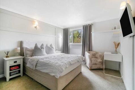 Bedroom One (1)