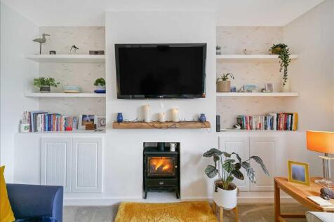 Living Area (2)