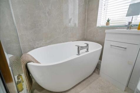 Bathroom (2)