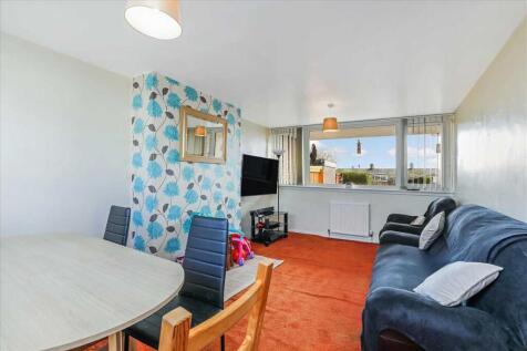 Lounge Dining (2)