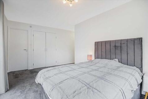 Bedroom One (2)