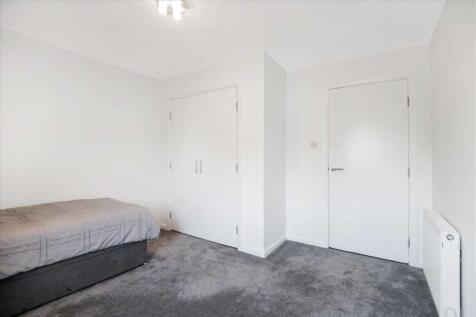 Bedroom Two (2)