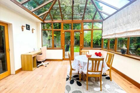 Sun Room /