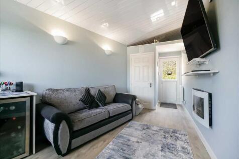 Garden Room (2)