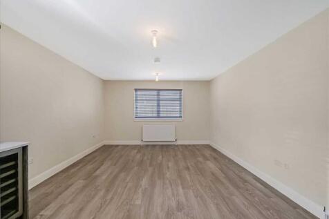 Lounge Area (1)