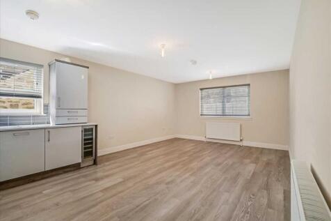 Kitchen Area (2)