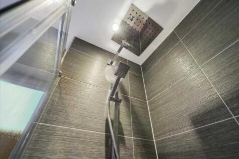 En-Suite (2) -
