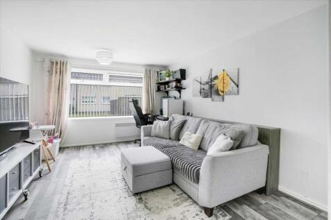 Lounge Dining (4)