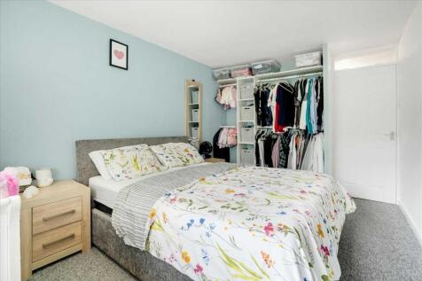 Bedroom (2)