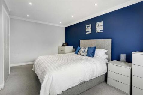 Bedroom One (2)