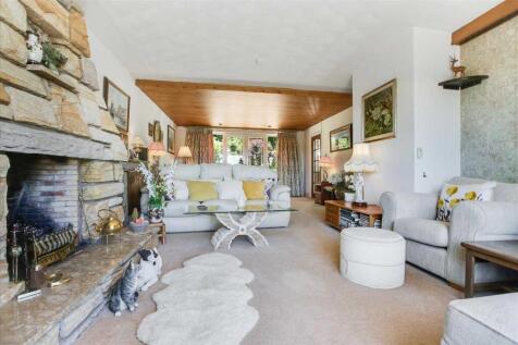 Lounge Dining (2)