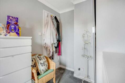 Bedroom Two (2)