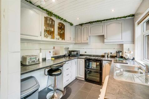 Breakfasting Kitchen