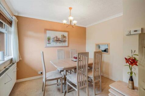 Dining Area (1)