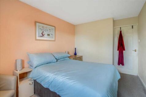 Bedroom Two (2)