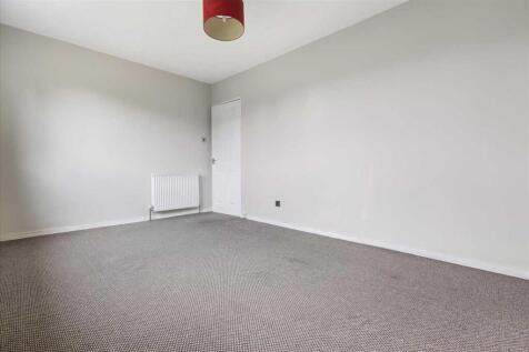 Bedroom One (2)