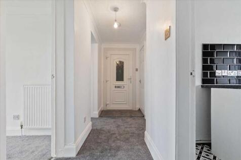 Entrance Hallway (1)