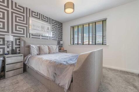 Bedroom One (1)