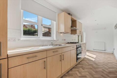 Kitchen Dining (2)