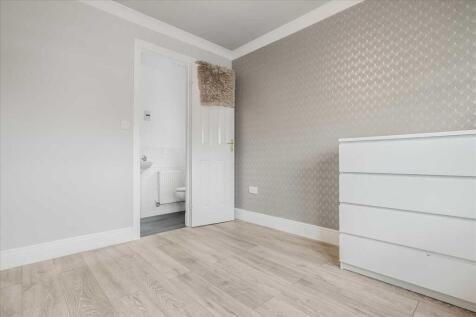 Bedroom One (2)