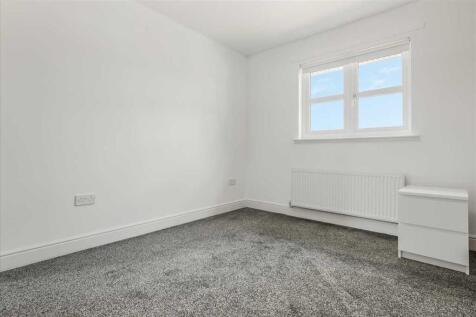 Bedroom Two (2)