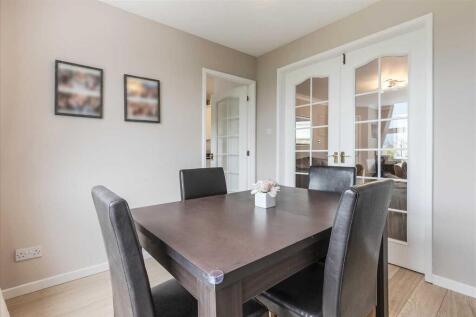 Dining Room (2)