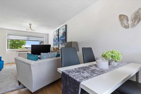Lounge Dining (5)