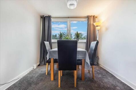 Lounge Dining (3)
