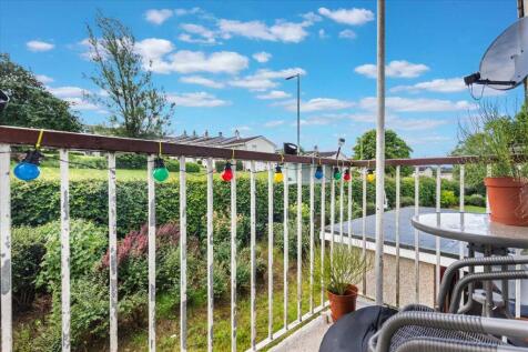 Balcony - Off Lounge