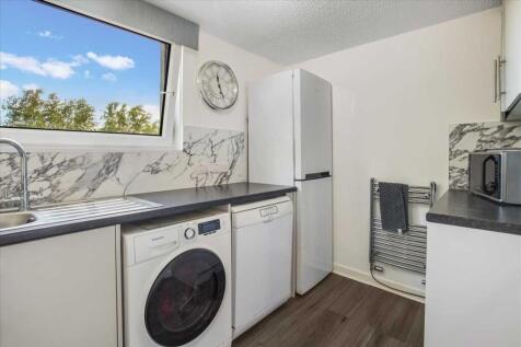 Kitchen (2)
