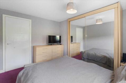 Bedroom One (2)