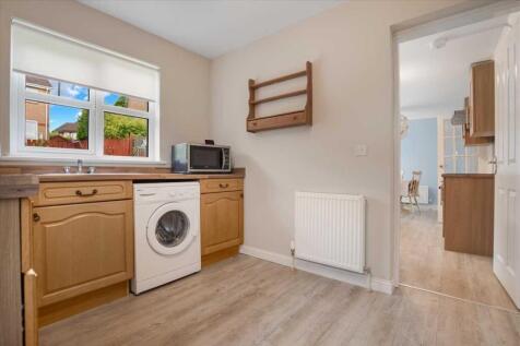 Utility Room (2)