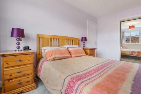 Bedroom One (3)