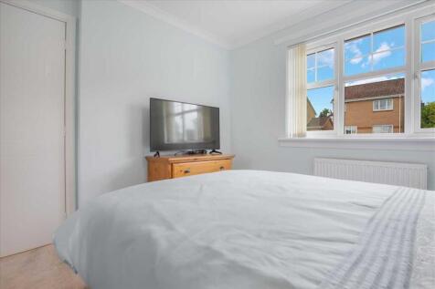 Bedroom Two (2)