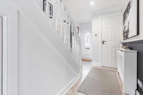 Entrance Hallway (1)